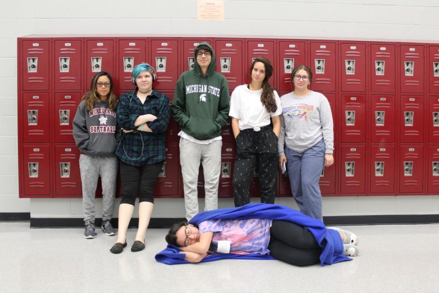 Seniors on Senioritis Day dressed in lounge wear. 