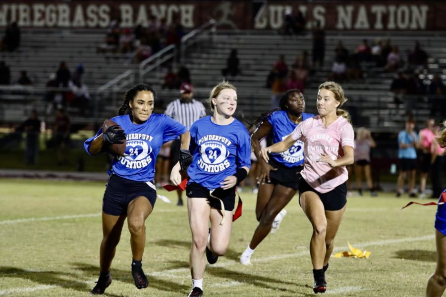 The Seniors defeated the Juniors in the finals of the powderpuff tournament.