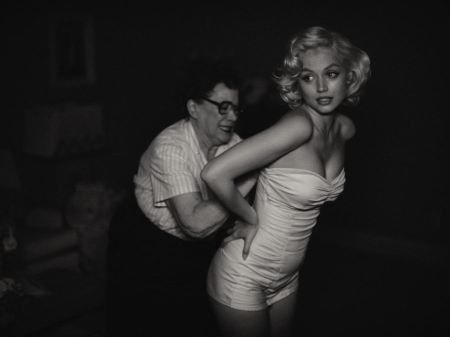 Image featuring popular actress Ana De Armis take on adored star, Marilyn Monroe. 